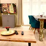 Design Jojo, Old Town, Balcony, Ac Apartman Pozsony